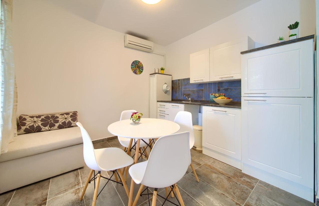 Apartments Dubravka 크르크 외부 사진