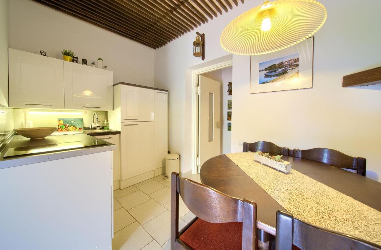 Apartments Dubravka 크르크 외부 사진